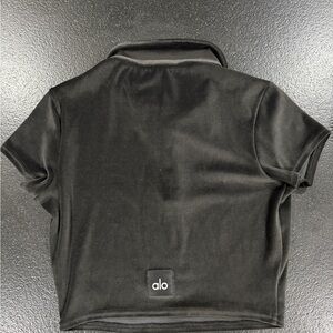 Alo Black Short Sleeve Crop Top